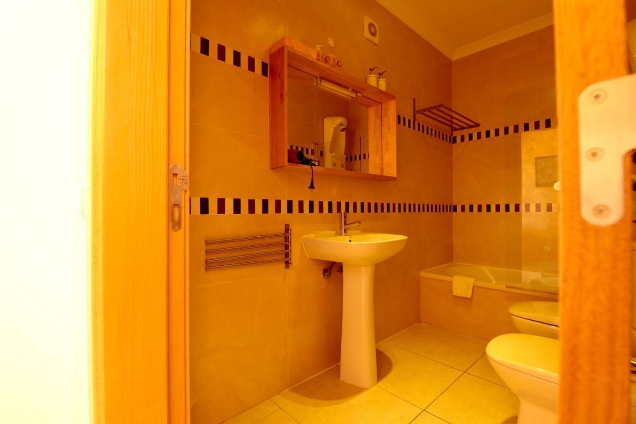 Olhos De Agua 1Br With Pool, Ac And Free Parking Apartment Albufeira Ngoại thất bức ảnh